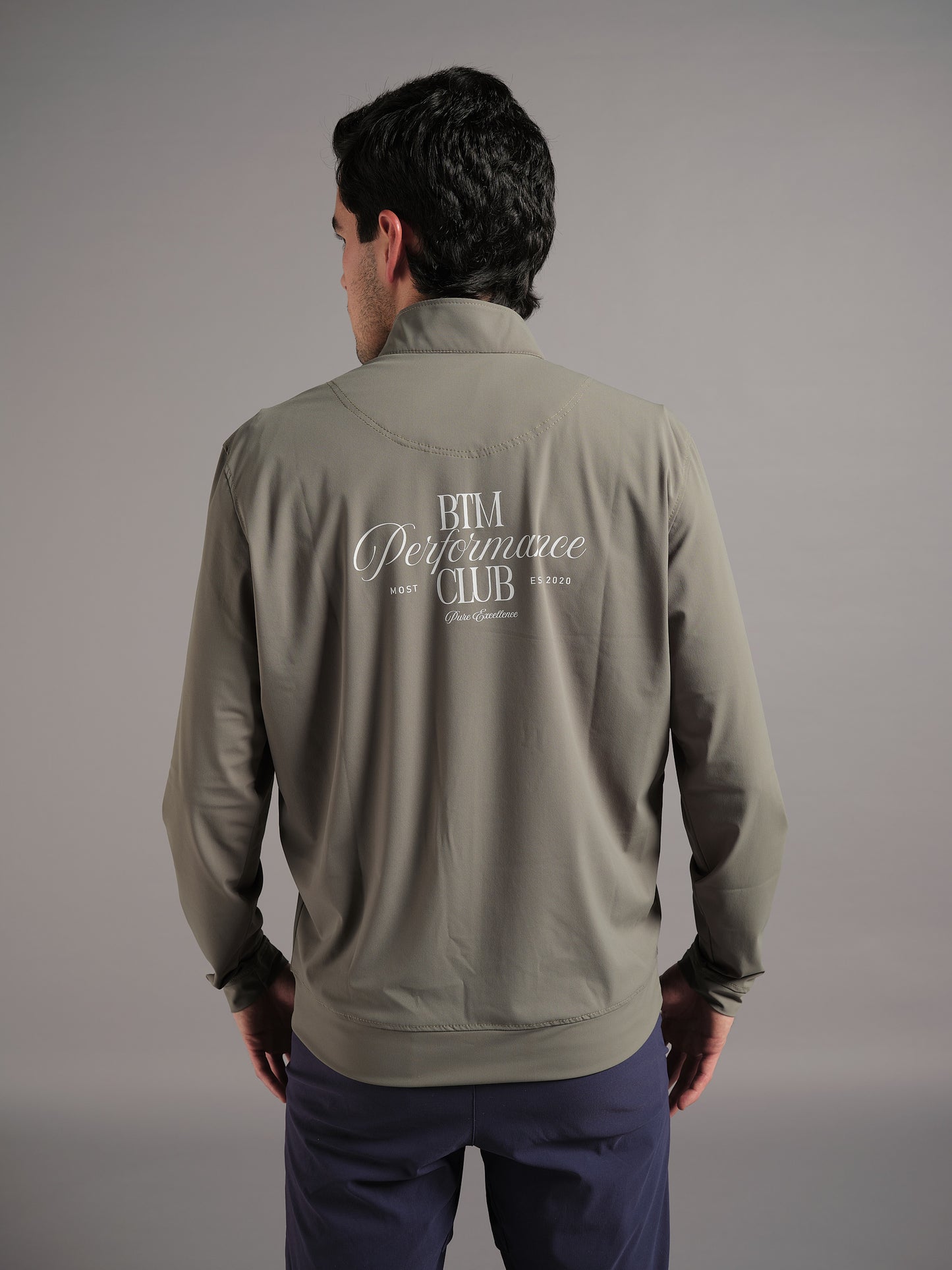 Pullover de Golf para Hombre Verde Pastel – Suavidad y Estilo Deportivo – BTM Golf